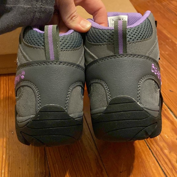 BearPaw Corsica women’s gray waterproof hiking boots size 9 NWT - Picture 5 of 12